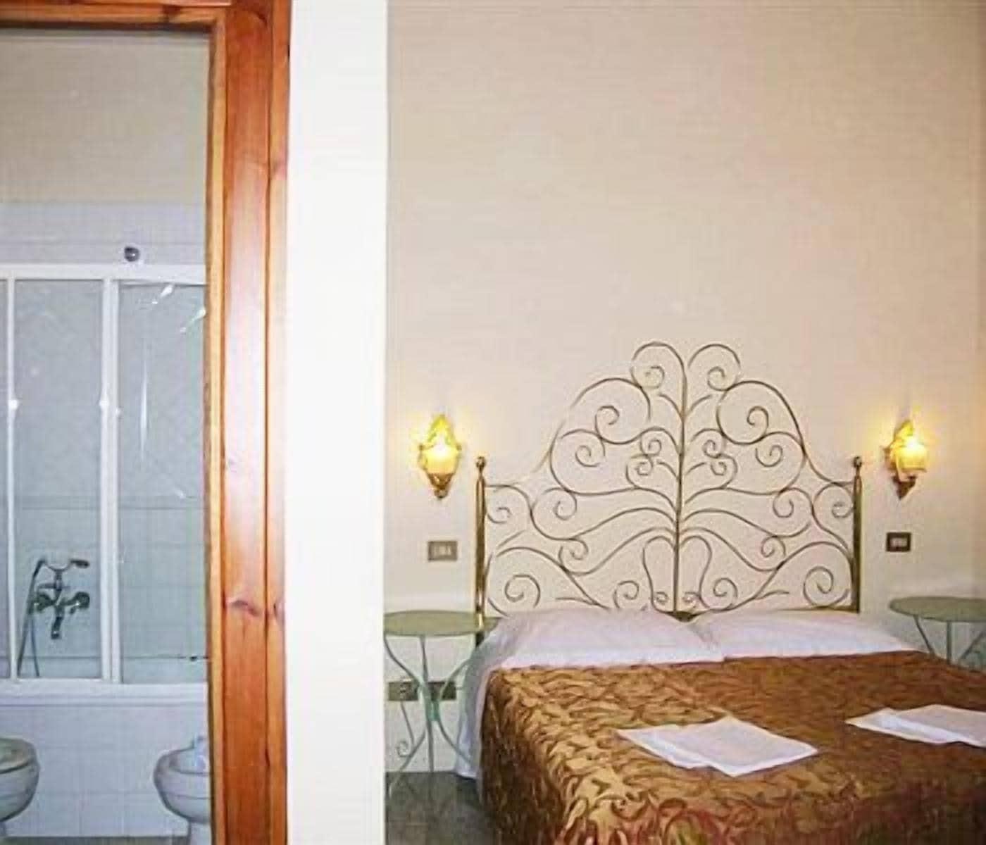 มาร์ตา เกสท์เฮาส์ Hotel โรม ภายนอก รูปภาพ